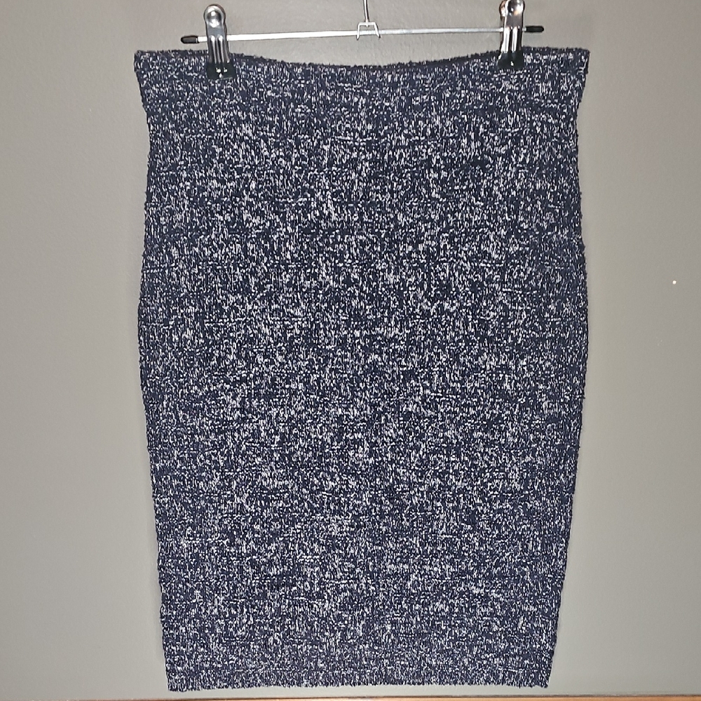 Ann Taylor Black and White Pencil Skirt